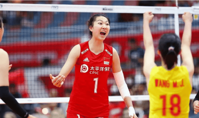 中国女排第一队长袁心玥公布喜讯樊振东乐开花球迷送祝福